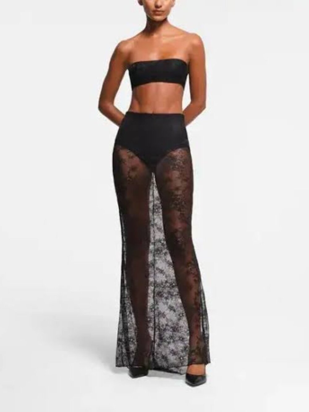 NWT SKIMS Ultra Fine Lace Bandeau Onyx Black Size L